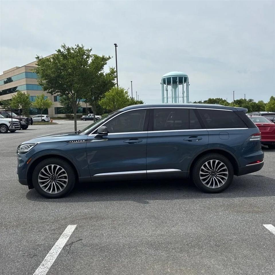 Lincoln Aviator  2020