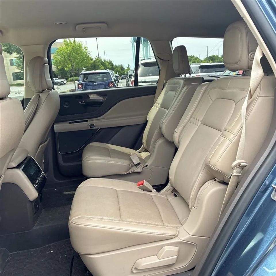 Lincoln Aviator  2020