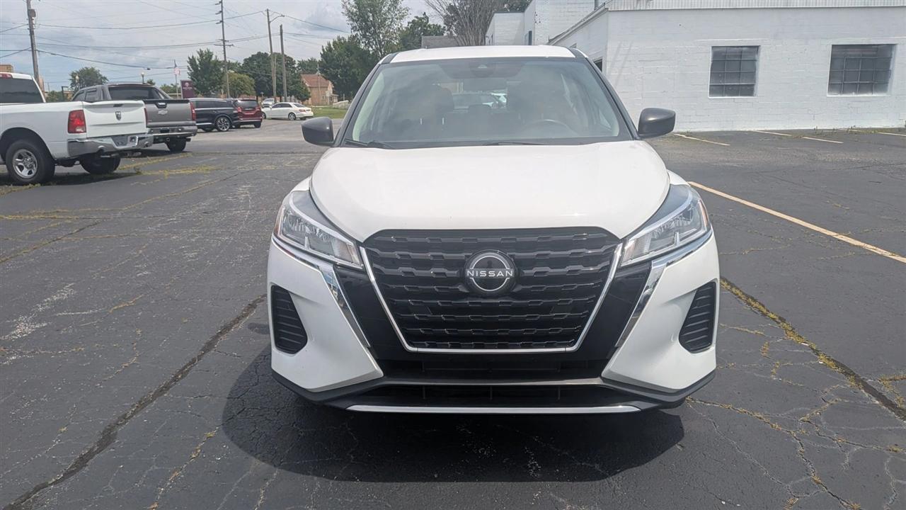 Nissan Kicks  2023
