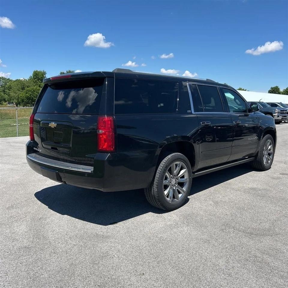 Chevrolet Suburban  2016