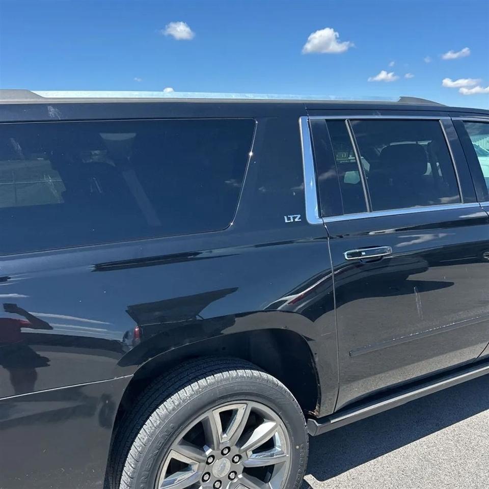Chevrolet Suburban  2016