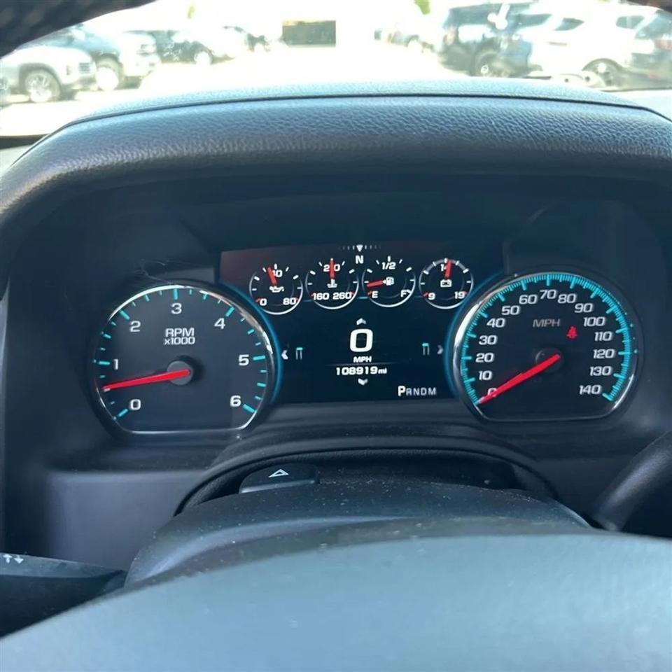 Chevrolet Suburban  2016