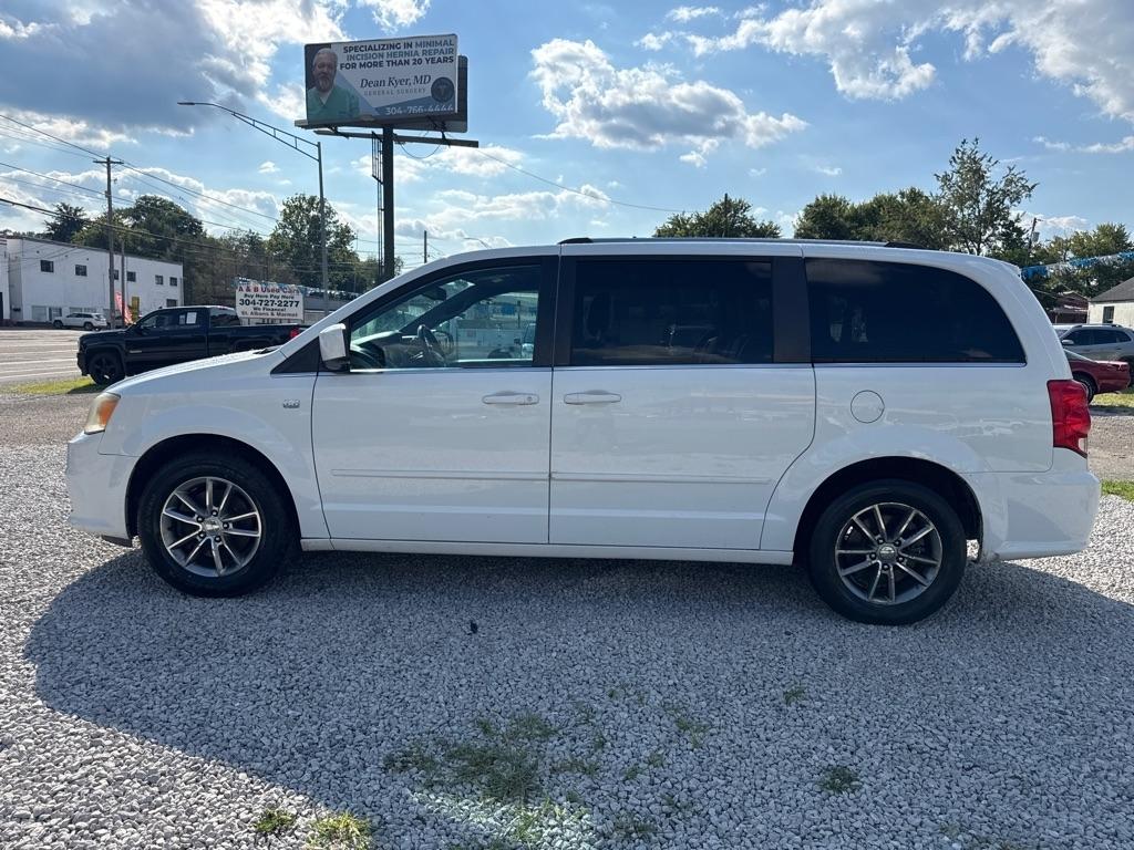 2014 Dodge Grand Caravan SXT 30th Anniversary - Photo 7