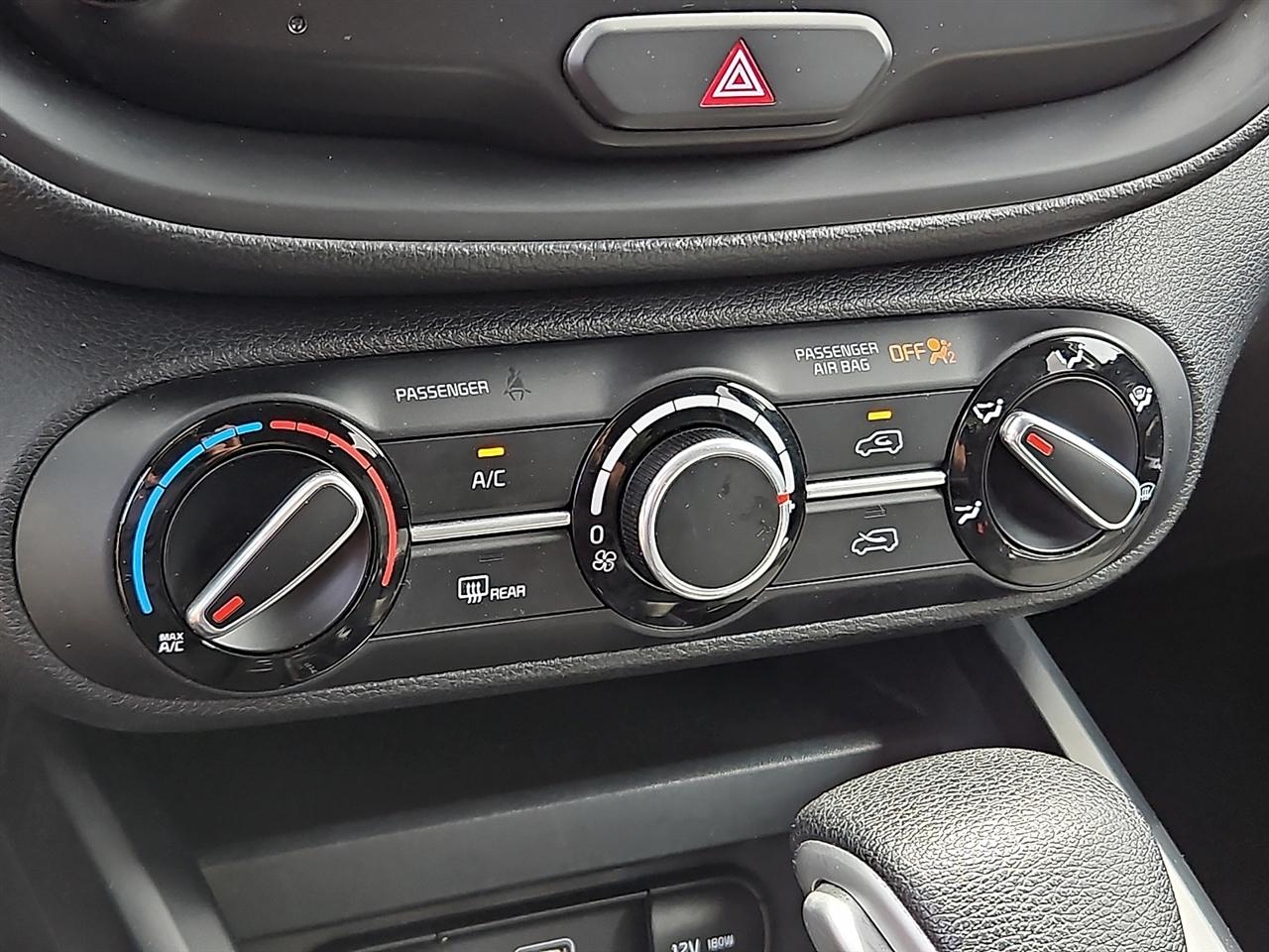 Kia Soul LX IVT 2023