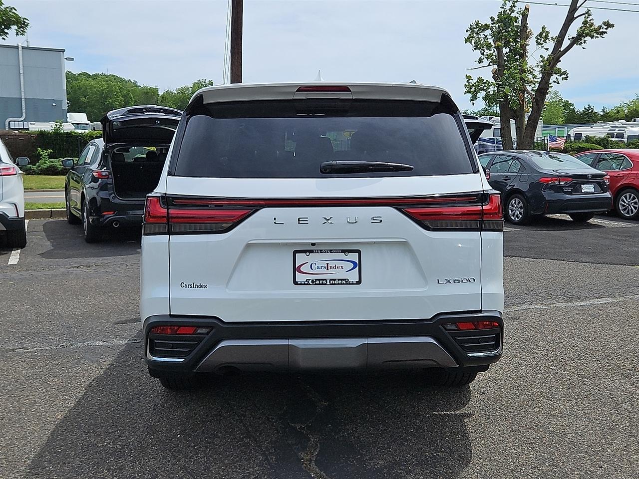 Lexus LX LX 600 Premium 4WD 2024