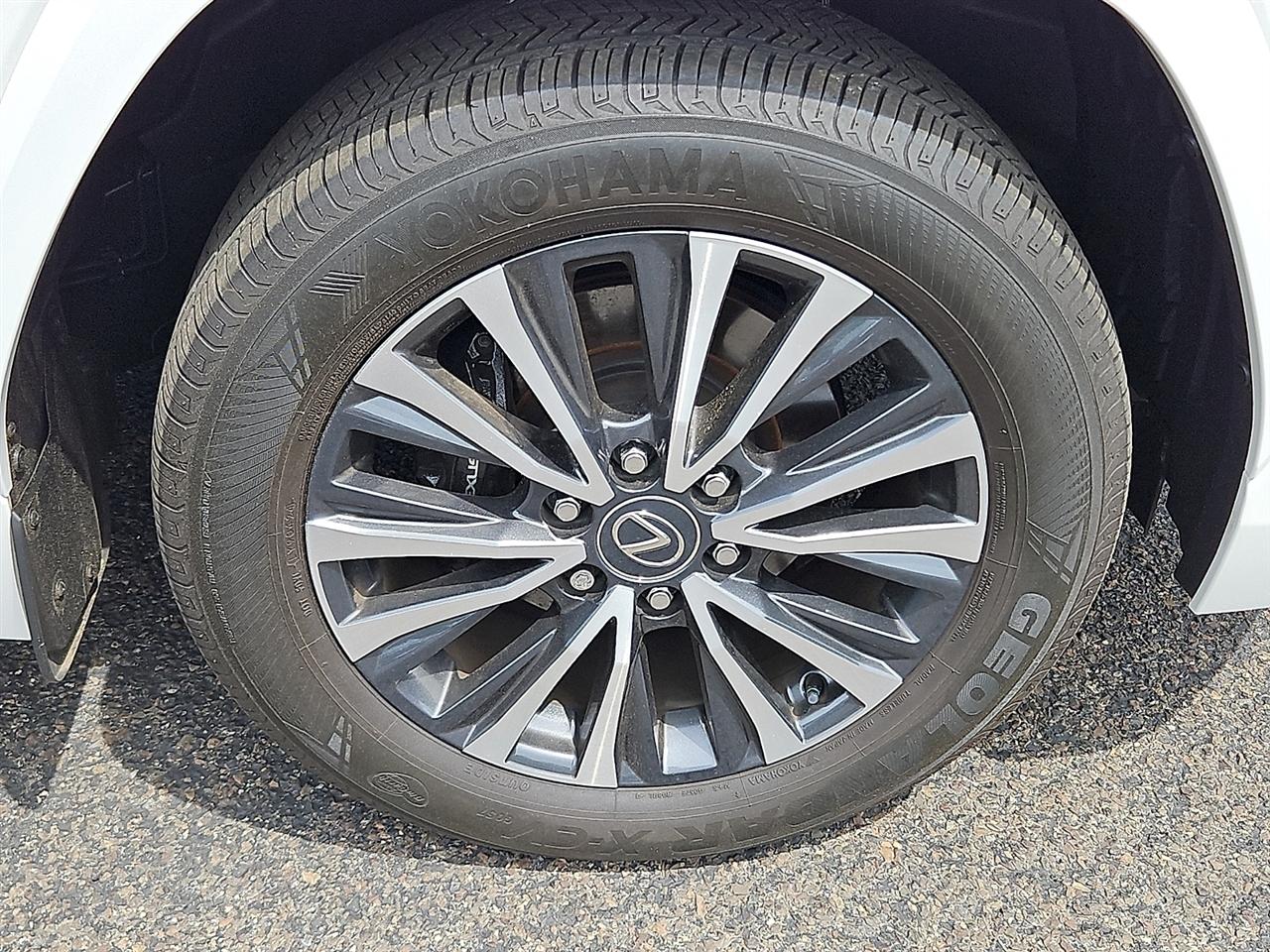 Lexus LX LX 600 Premium 4WD 2024