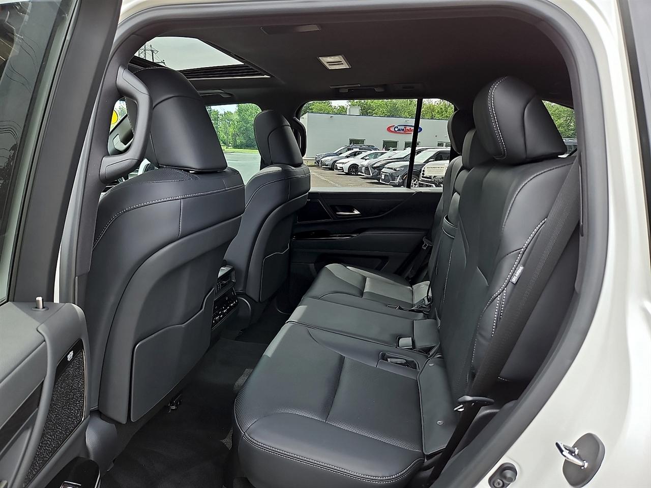 Lexus LX LX 600 Premium 4WD 2024