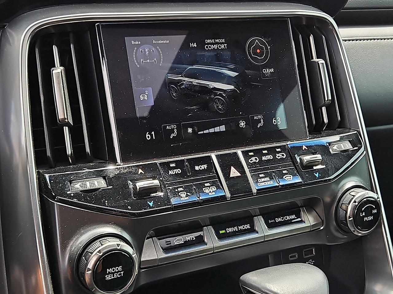 Lexus LX LX 600 Premium 4WD 2024