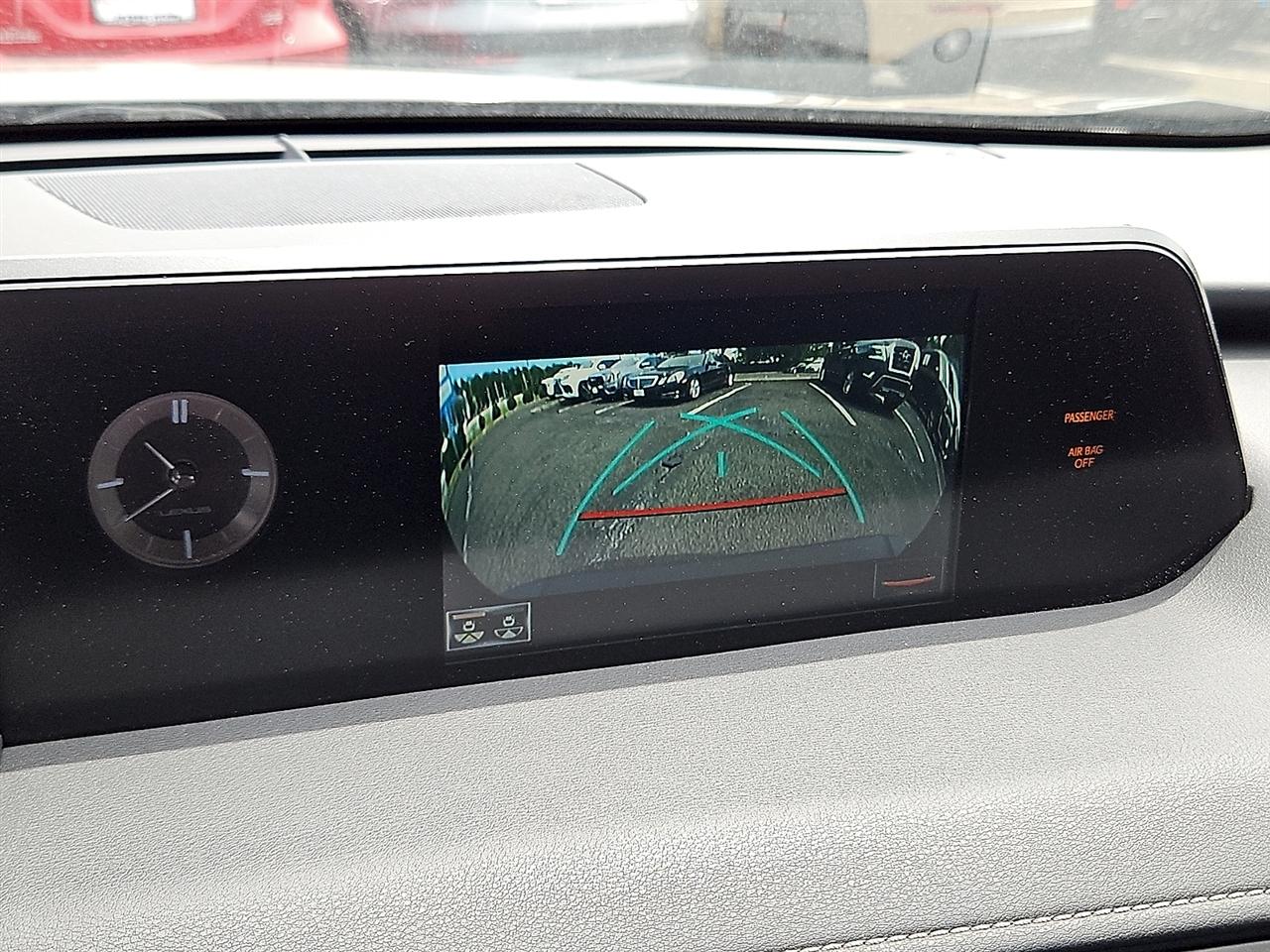 Lexus UX UX 200 FWD 2022