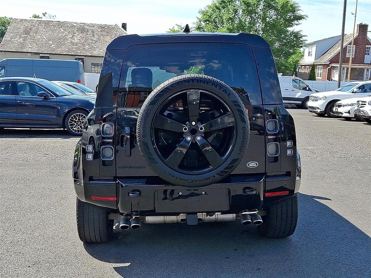Land Rover Defender 110 Carpathian Edition AWD 2023