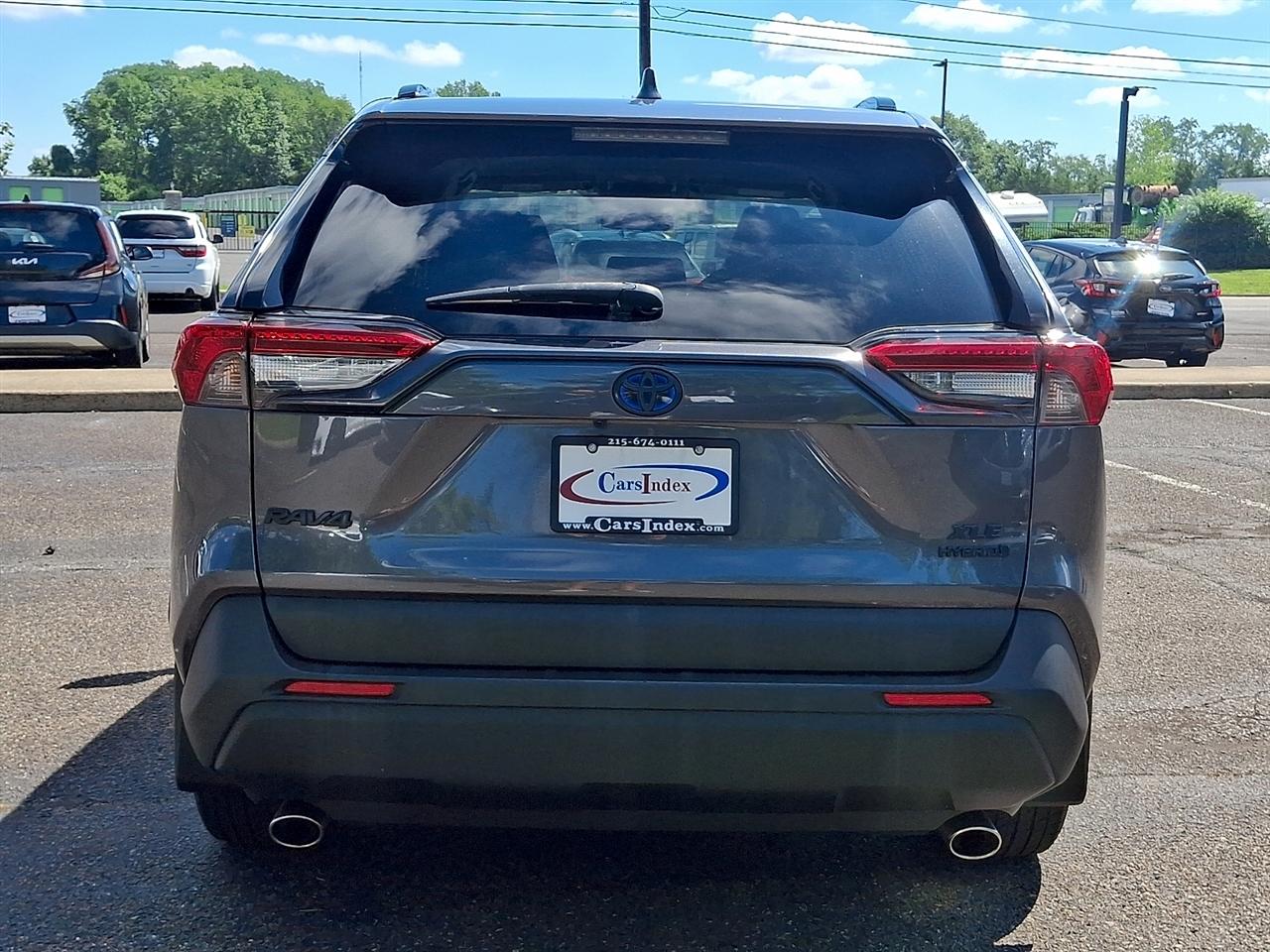 Toyota RAV4 Hybrid XLE AWD (Natl) 2020