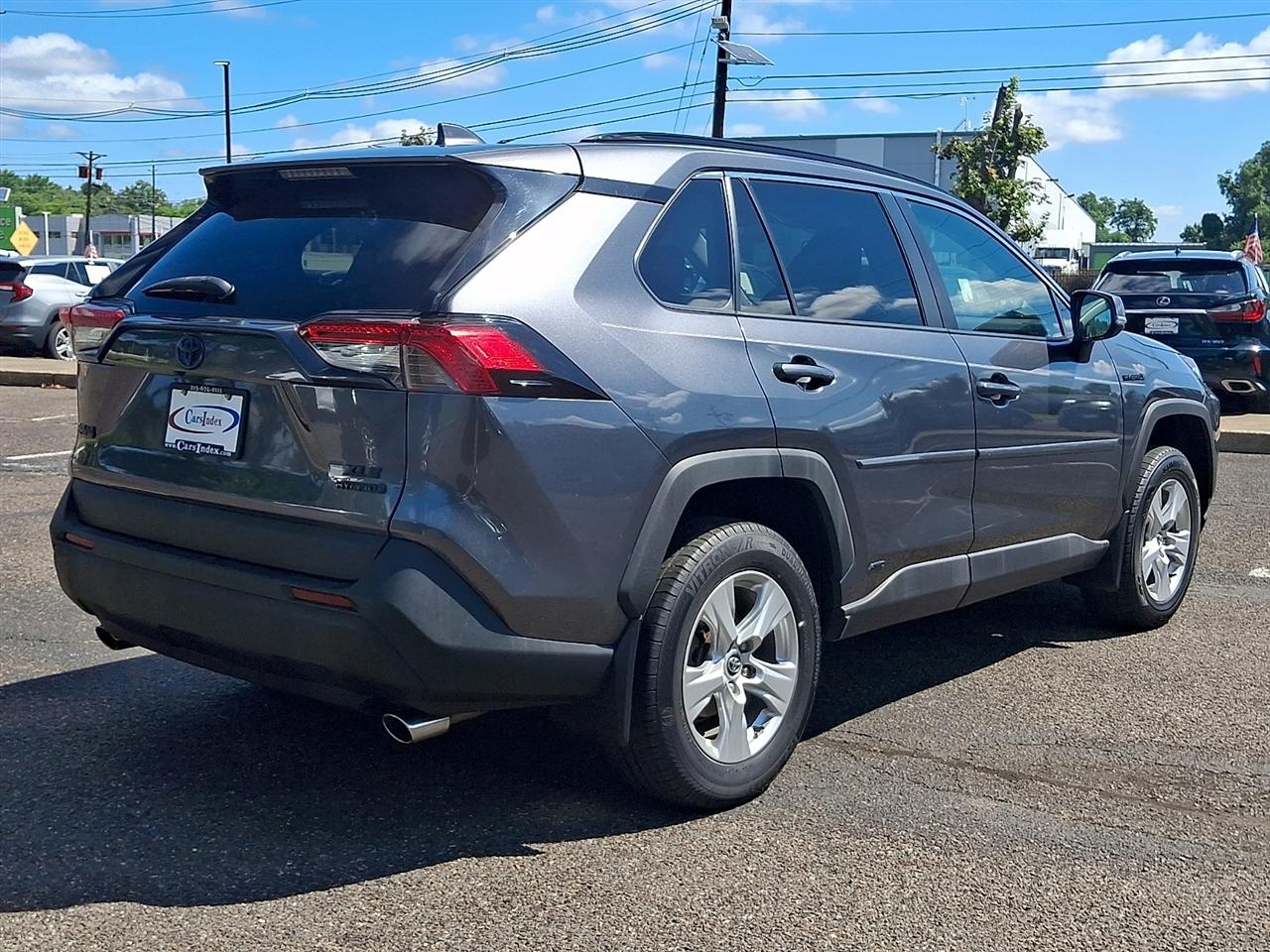 Toyota RAV4 Hybrid XLE AWD (Natl) 2020