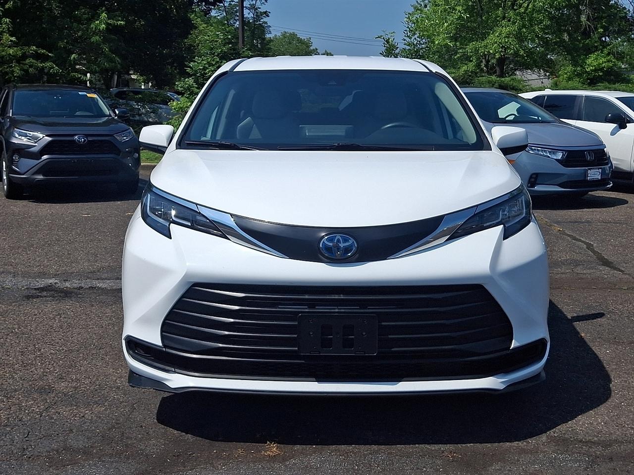 Toyota Sienna LE AWD 8-Passenger (Natl) 2023