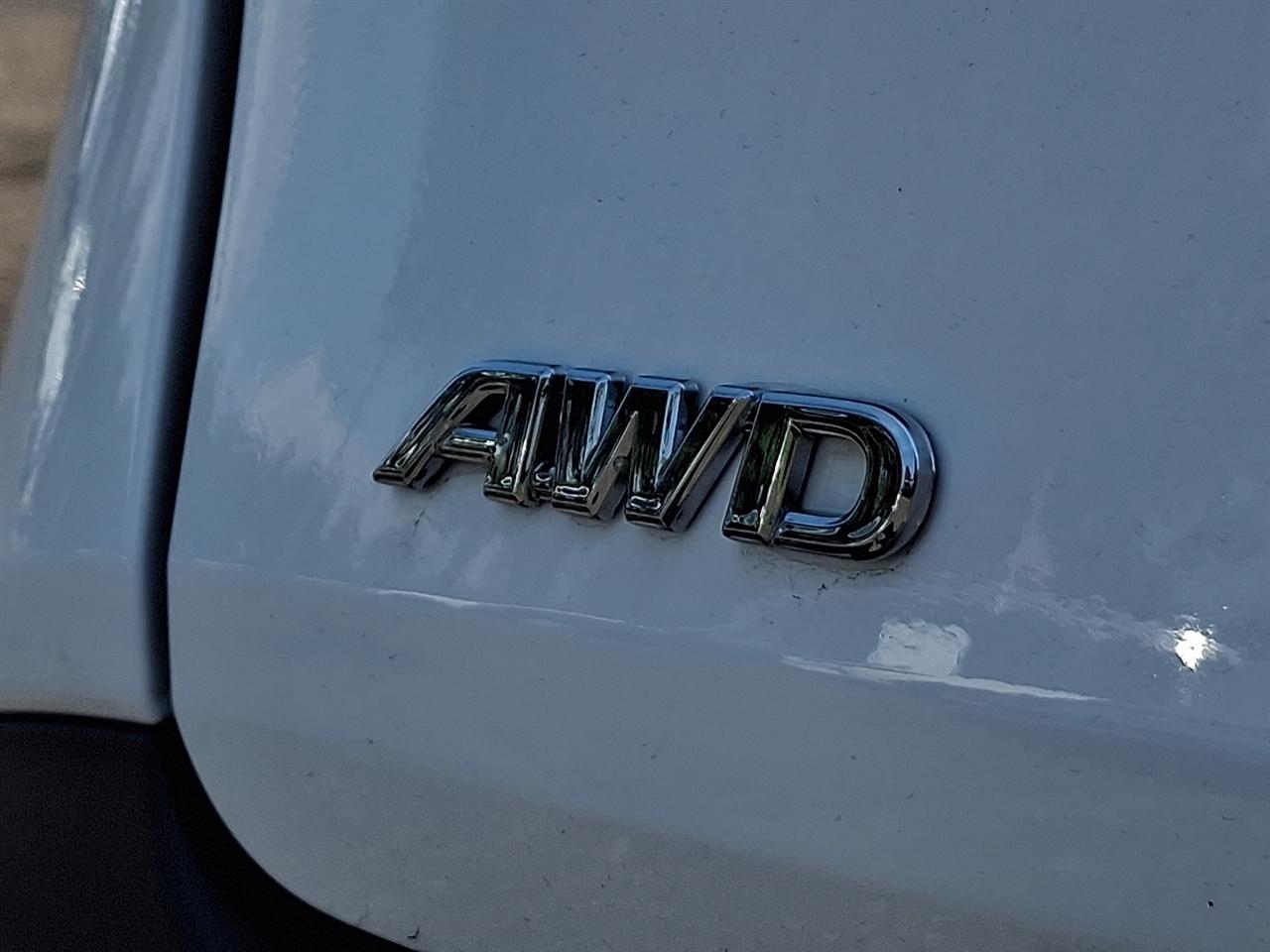 Toyota Sienna LE AWD 8-Passenger (Natl) 2023