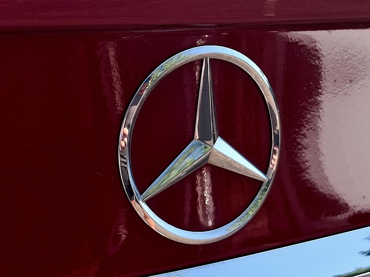 Mercedes-Benz C-Class C 300 4MATIC Sedan 2018