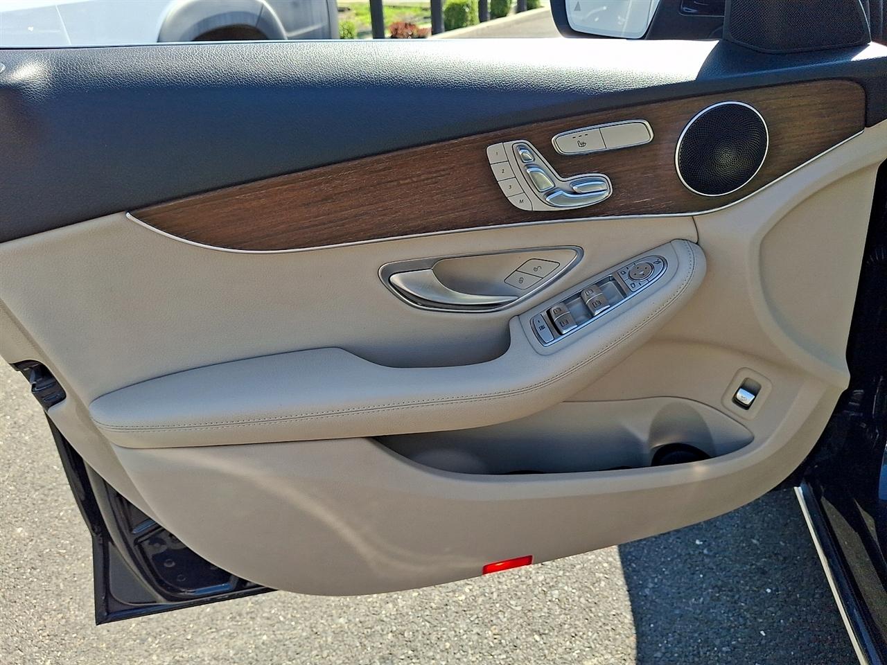 Mercedes-Benz C-Class C 300 4MATIC Sedan 2020