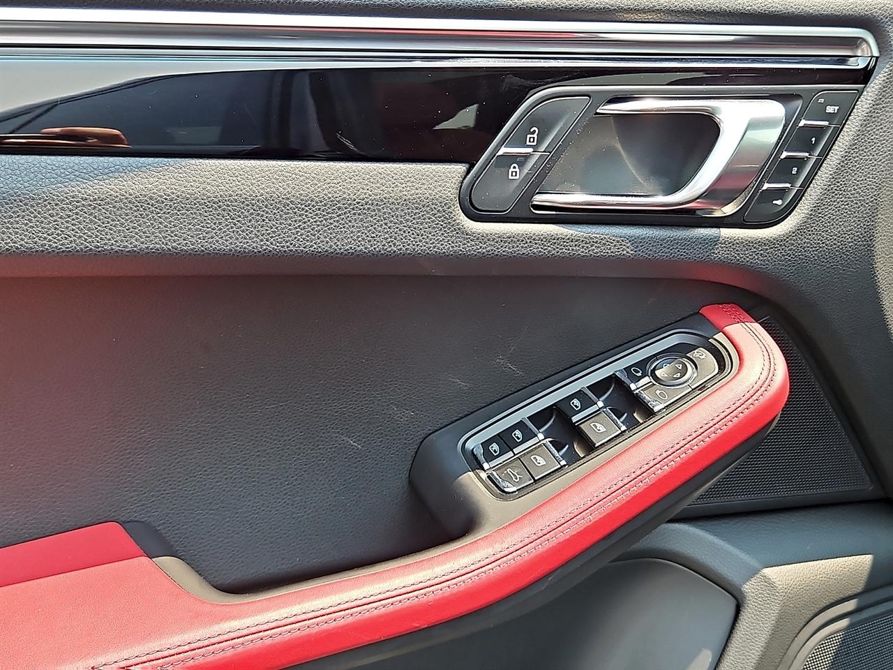 Porsche Macan AWD 2023