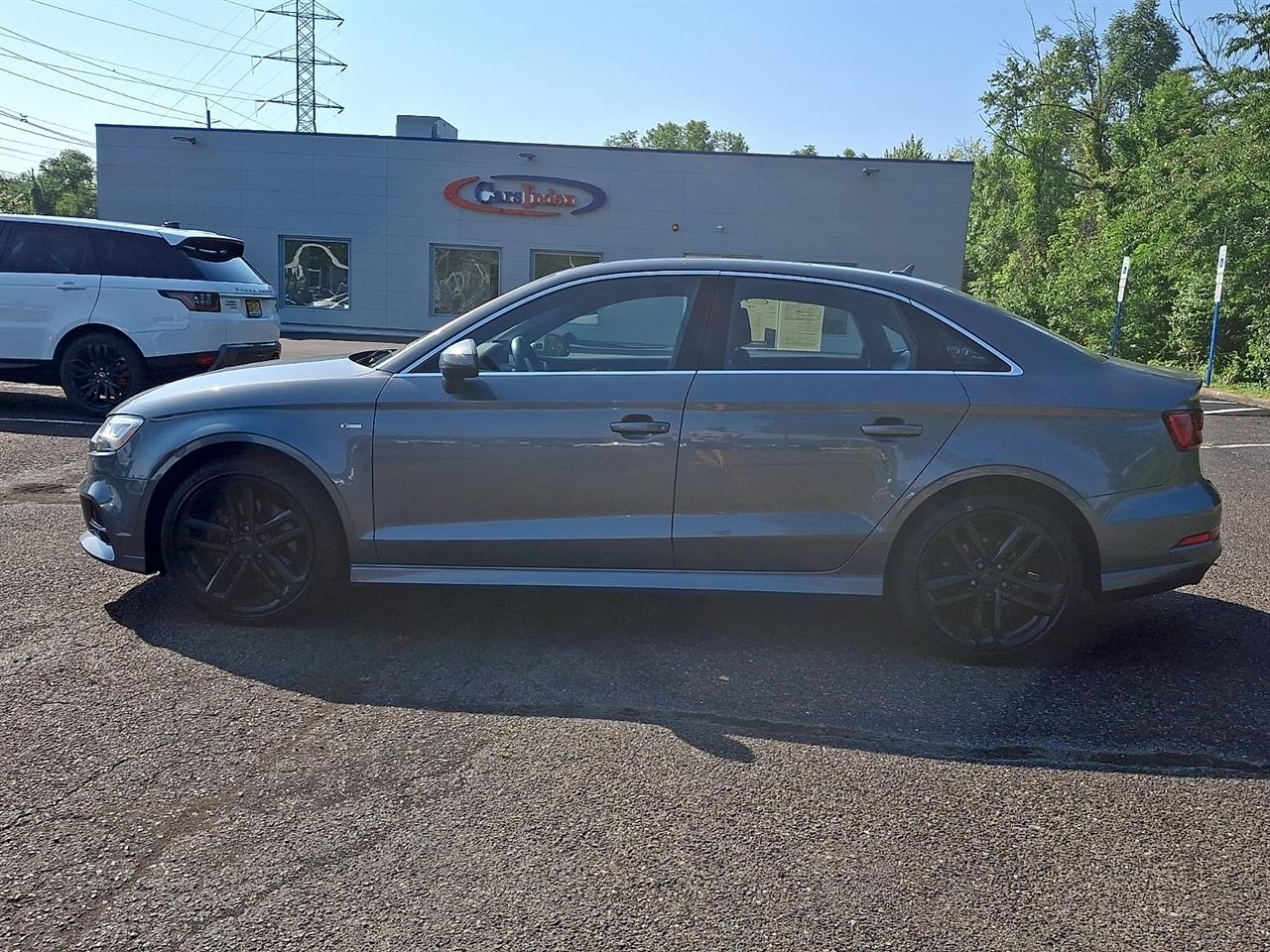Audi A3 Sedan 2.0 TFSI Tech Premium Plus quattro AWD 2018