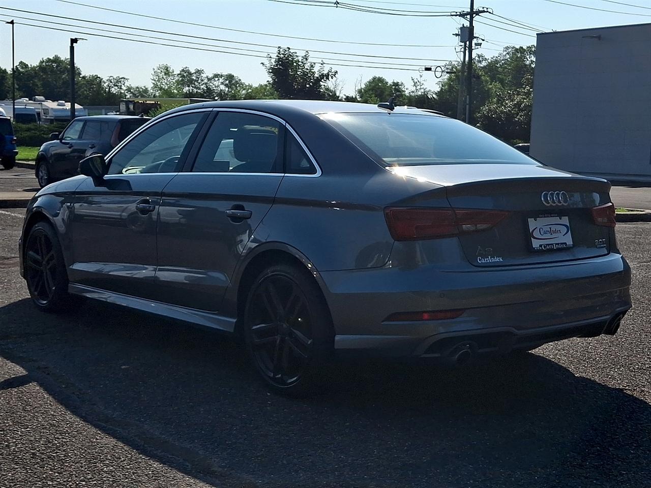 Audi A3 Sedan 2.0 TFSI Tech Premium Plus quattro AWD 2018