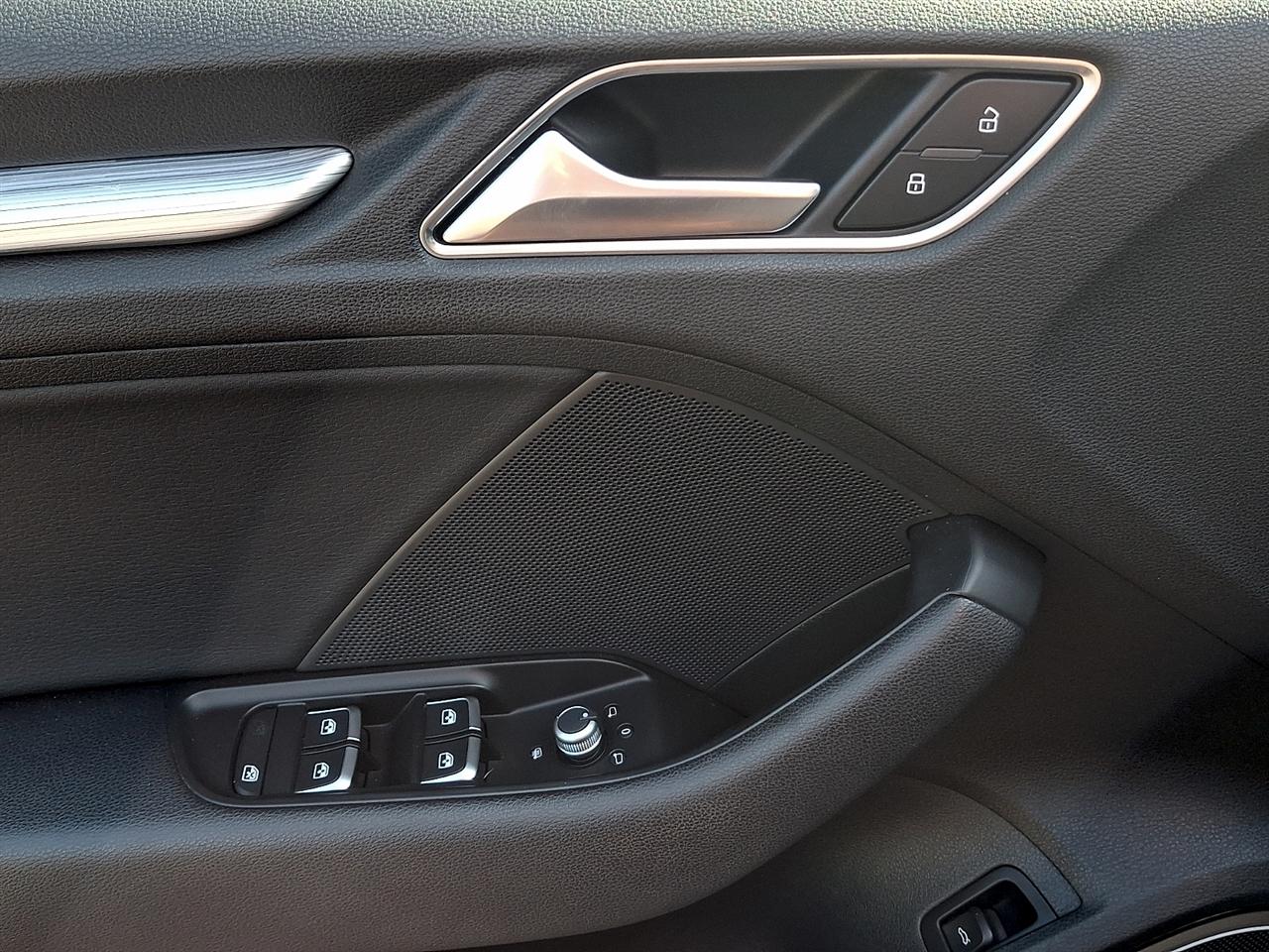 Audi A3 Sedan 2.0 TFSI Tech Premium Plus quattro AWD 2018
