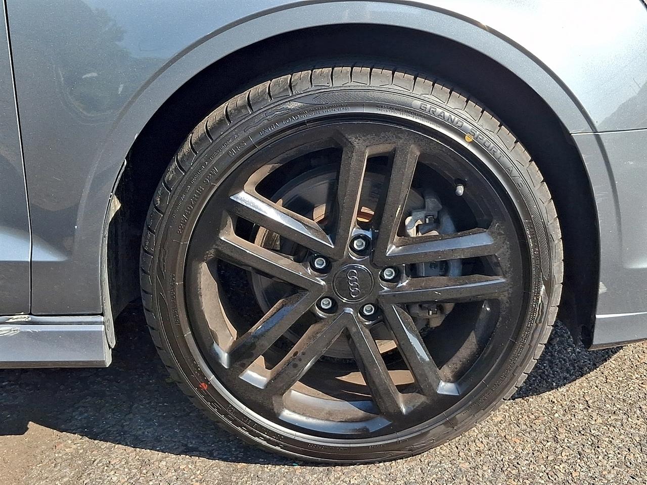 Audi A3 Sedan 2.0 TFSI Tech Premium Plus quattro AWD 2018