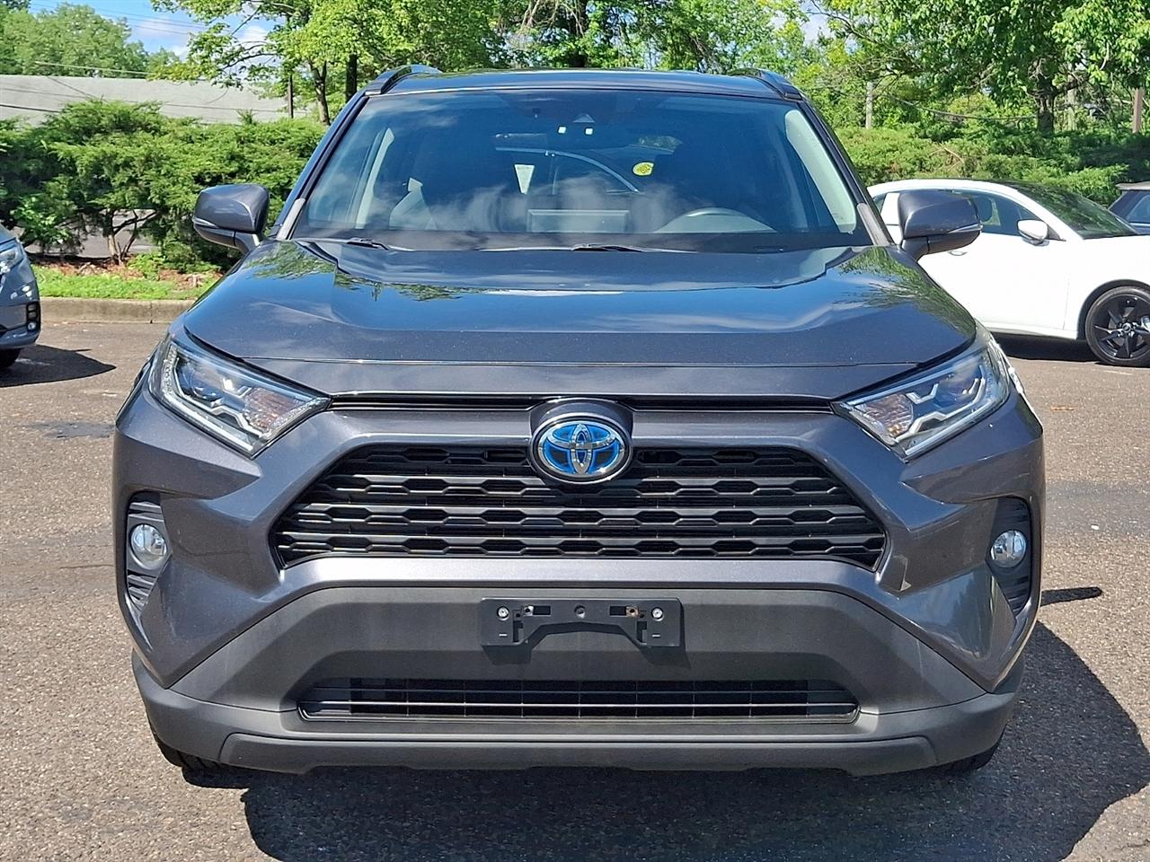 Toyota RAV4 Hybrid XLE AWD (Natl) 2020