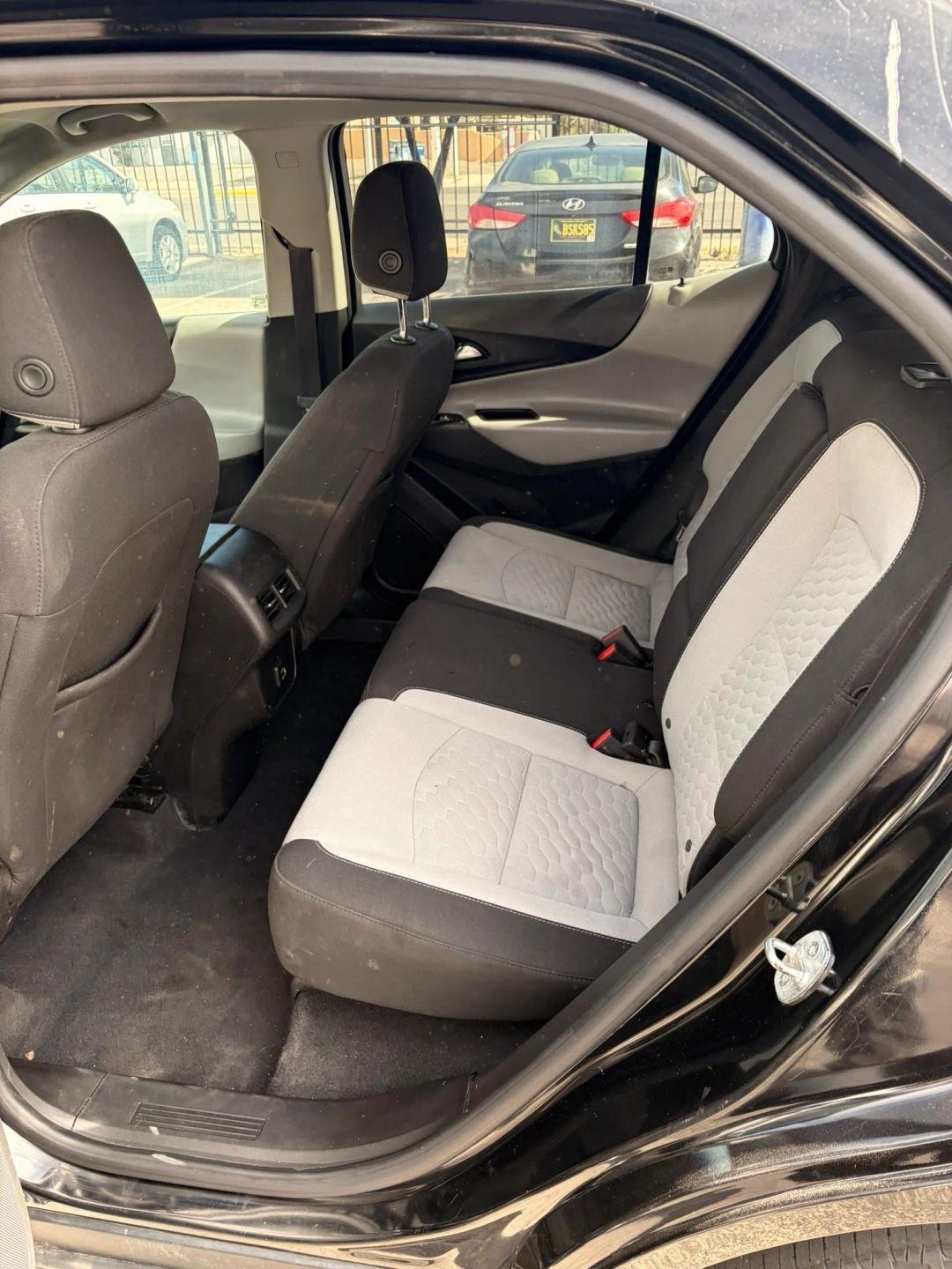 Chevrolet Equinox LS 2WD 2020