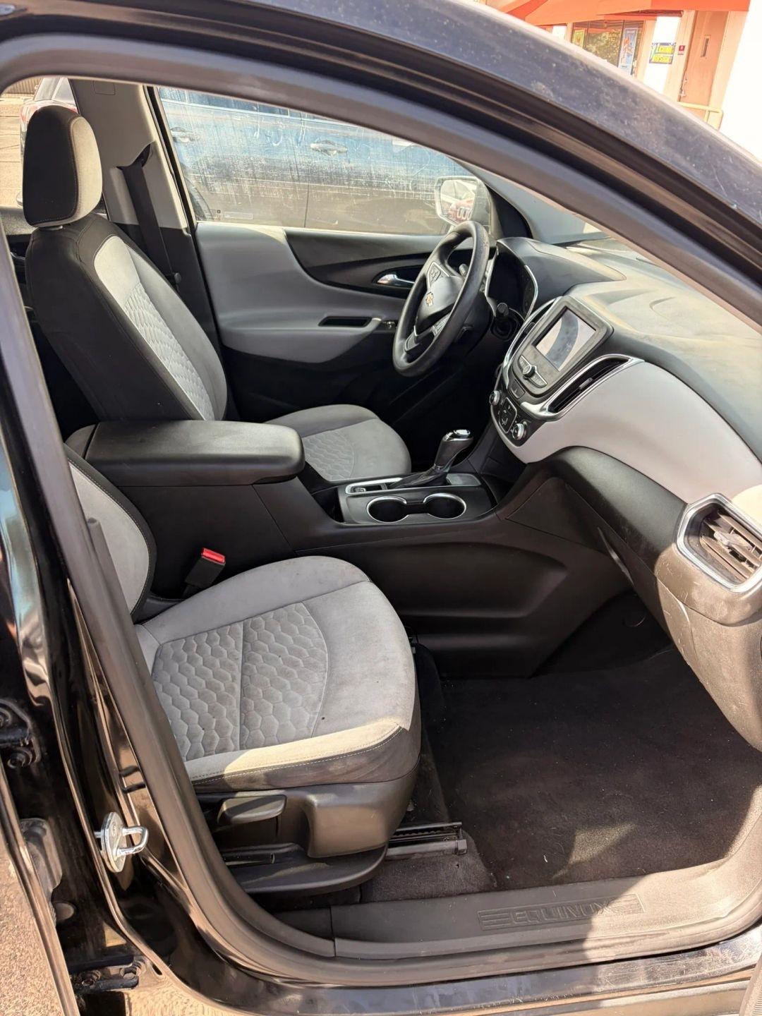 Chevrolet Equinox LS 2WD 2020
