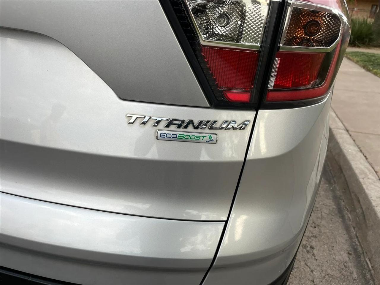 2017 Ford Escape Titanium - Photo 8