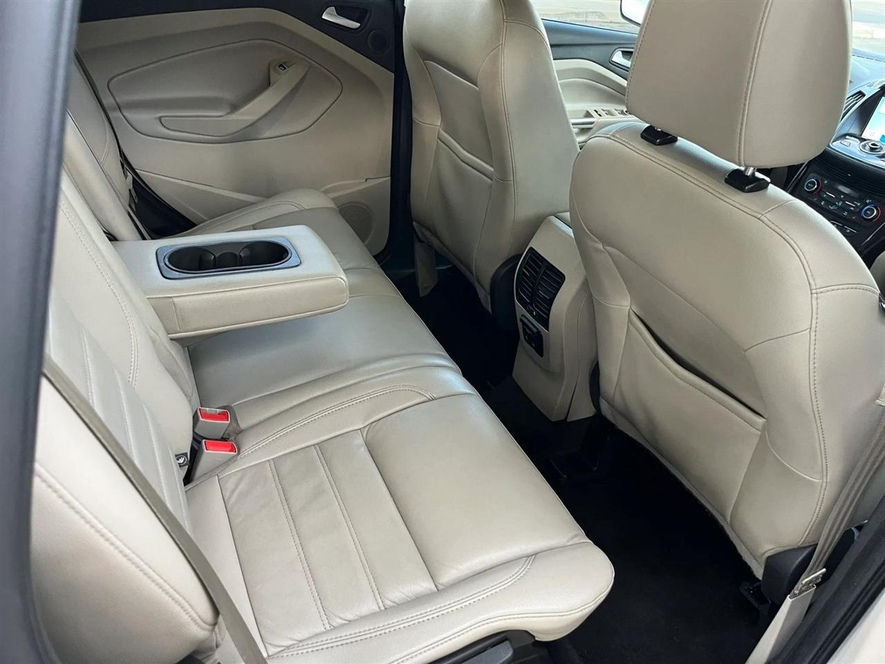2017 Ford Escape Titanium - Photo 13