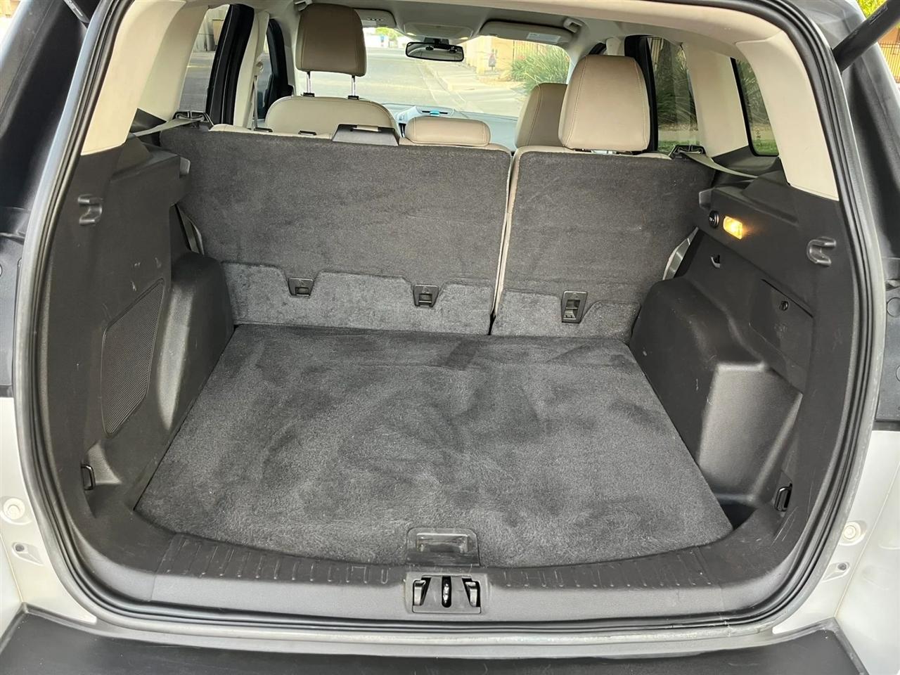 2017 Ford Escape Titanium - Photo 17