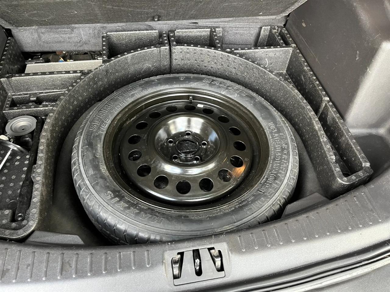2017 Ford Escape Titanium - Photo 18