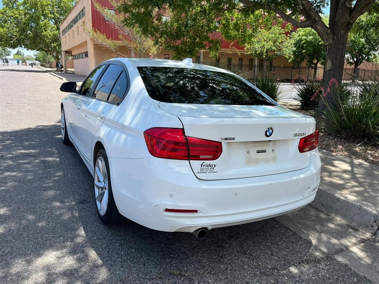 BMW 3-Series 320i xDrive Sedan 2016