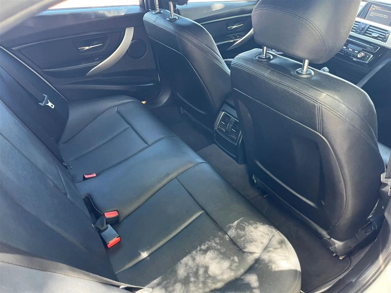 BMW 3-Series 320i xDrive Sedan 2016