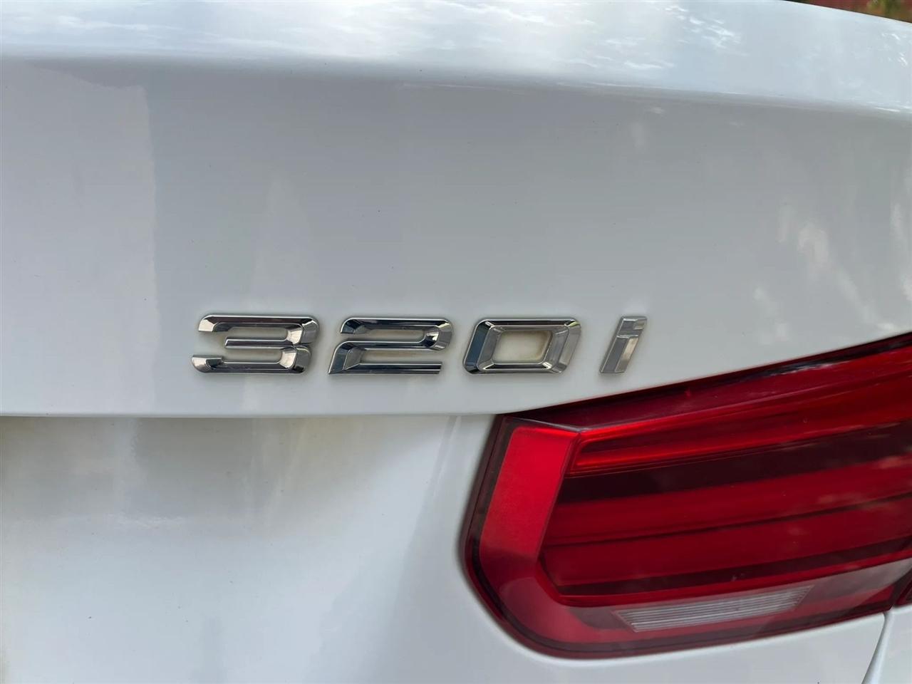 BMW 3-Series 320i xDrive Sedan 2016