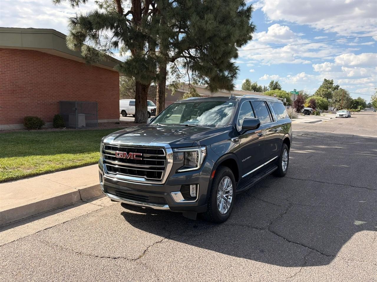 2021 GMC Yukon XL SLT 4WD