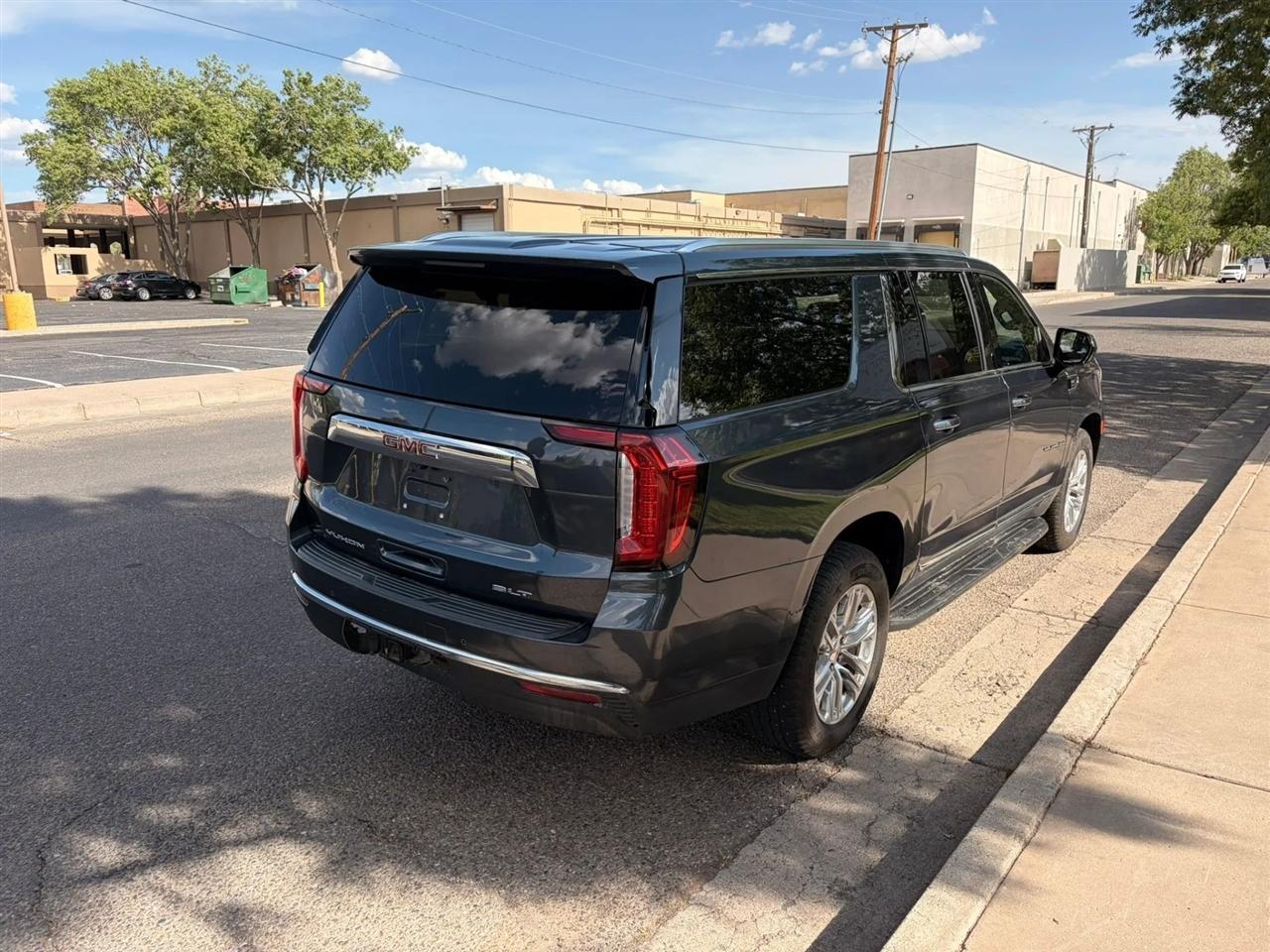 GMC Yukon XL SLT 4WD 2021