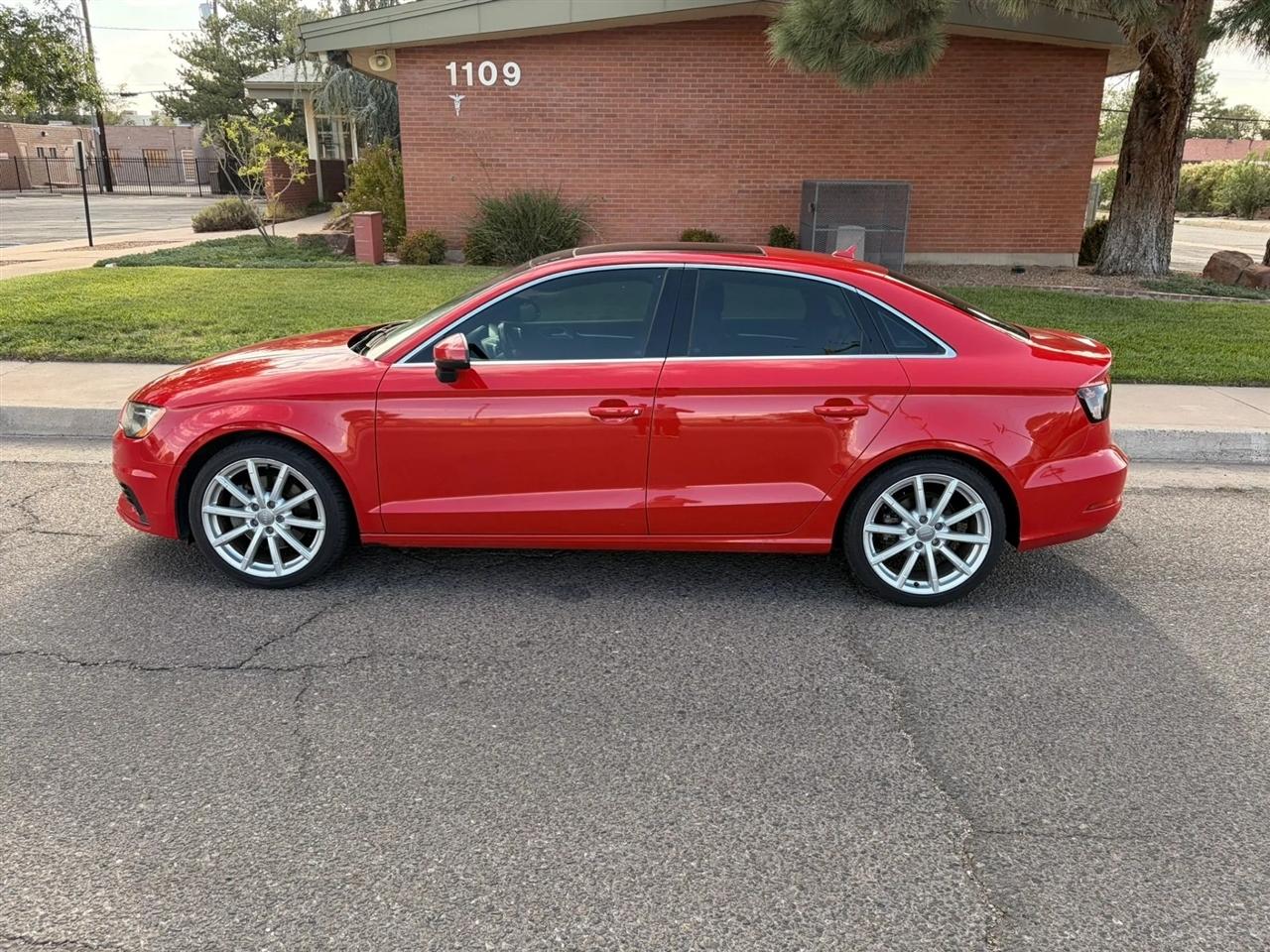 Audi A3 2.0T Premium Sedan quattro S tronic 2015