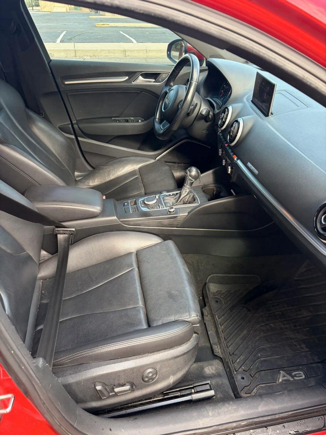 Audi A3 2.0T Premium Sedan quattro S tronic 2015