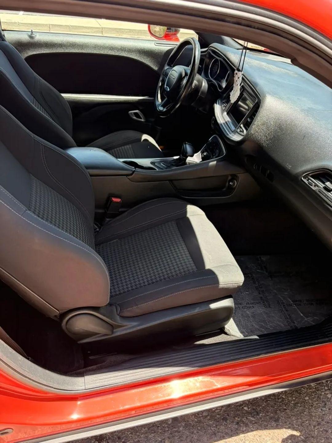 Dodge Challenger SXT 2018