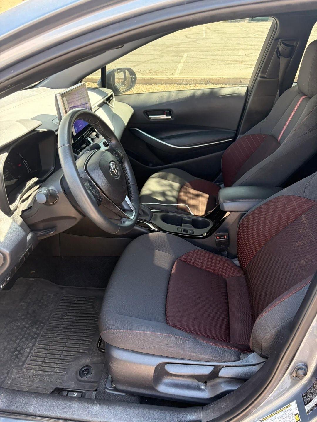 Toyota Corolla SE Nightshade 2025