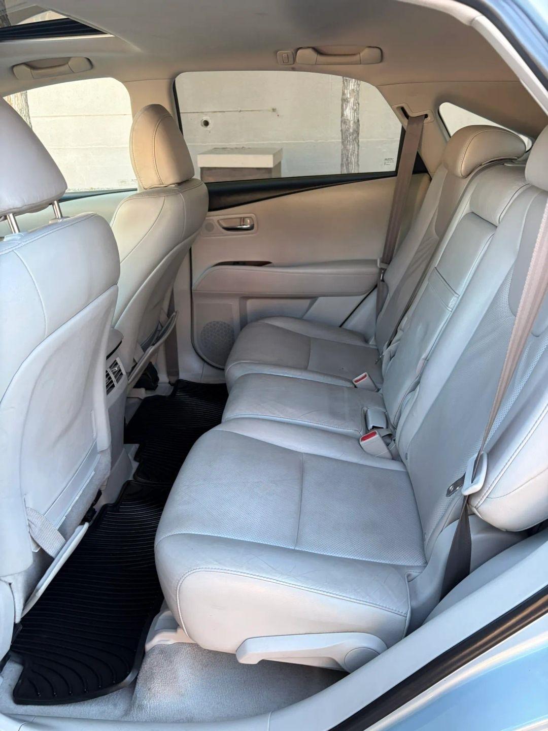Lexus RX 350 FWD 2010