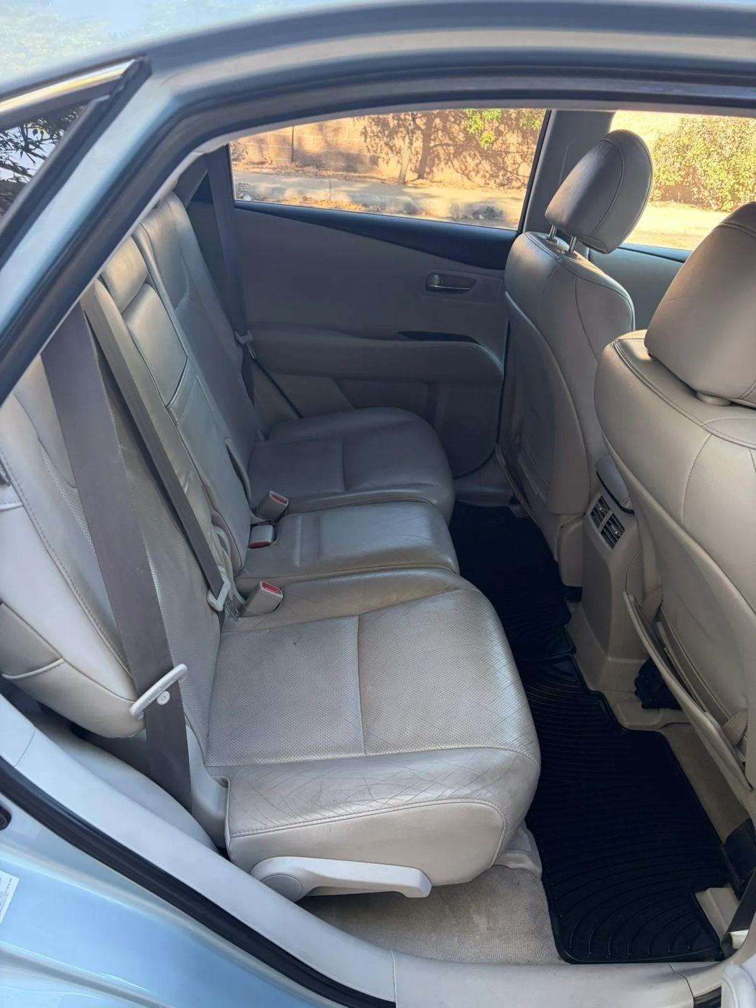 Lexus RX 350 FWD 2010