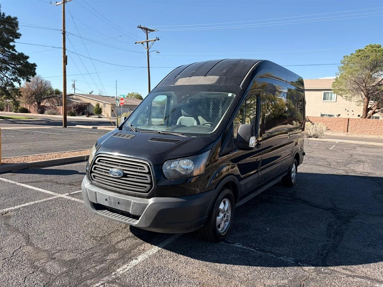 Ford Transit 250 Van High Roof w/Sliding Pass. 148-in. WB 2017