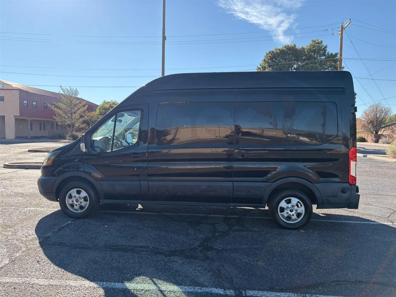 Ford Transit 250 Van High Roof w/Sliding Pass. 148-in. WB 2017