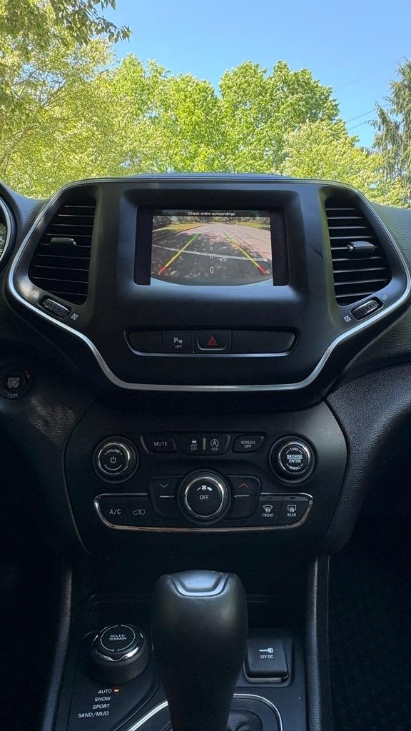 Jeep Cherokee Latitude Plus 4WD 2019