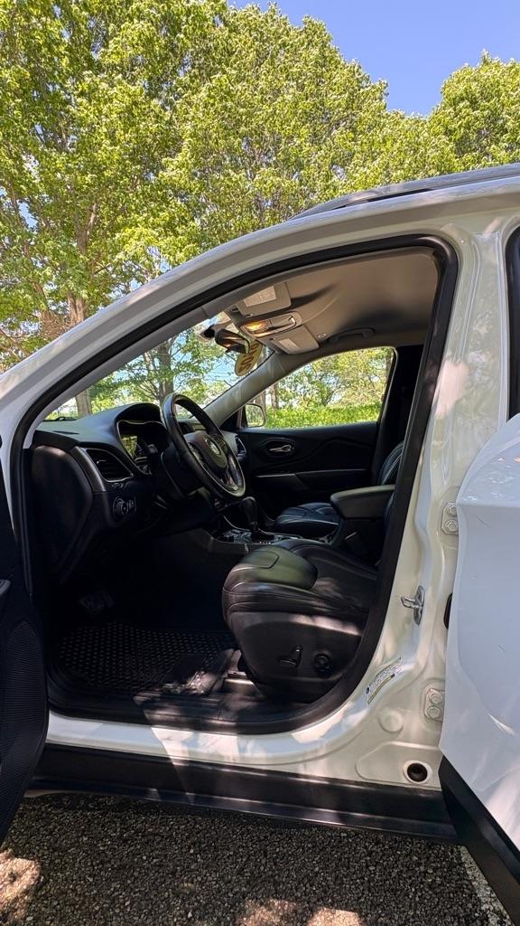 Jeep Cherokee Latitude Plus 4WD 2019