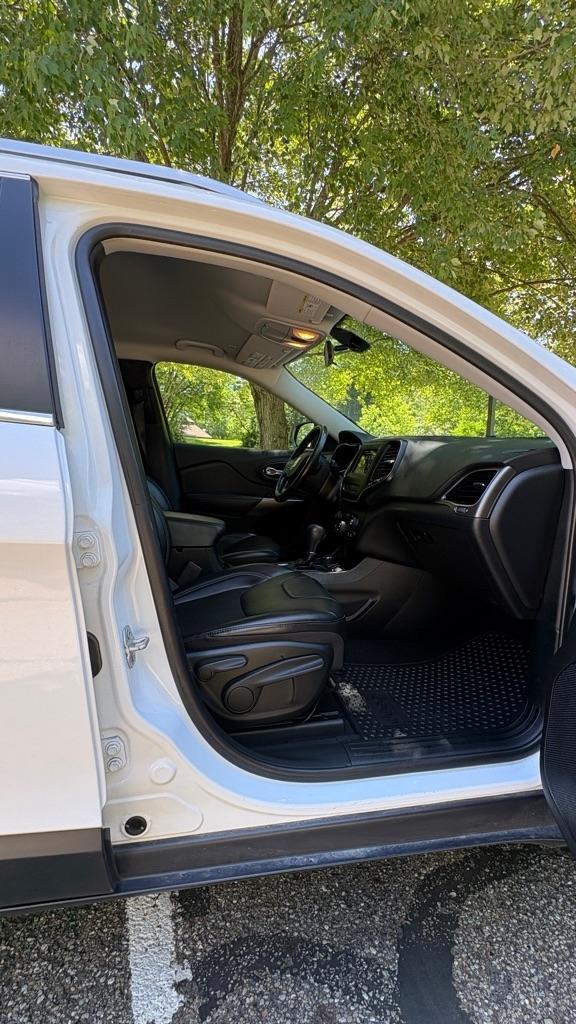 Jeep Cherokee Latitude Plus 4WD 2019
