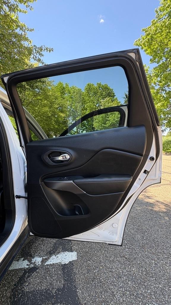 Jeep Cherokee Latitude Plus 4WD 2019