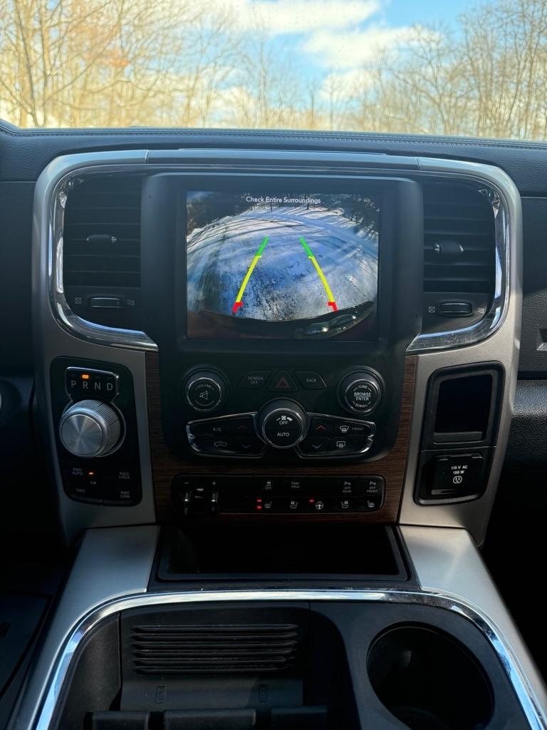 RAM 1500 Laramie Crew Cab SWB 4WD 2018